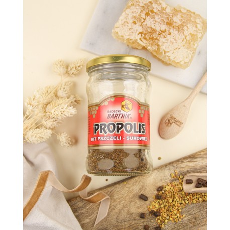 Propolis surowiec 50 g do sporządzenia nalewki